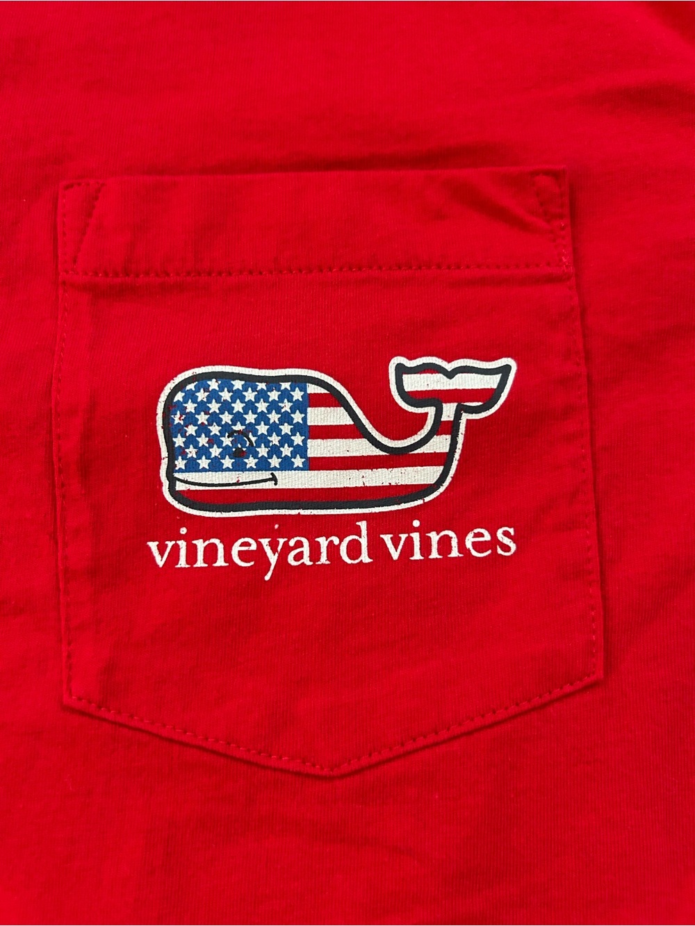 Men’s Vineyard Vines red Tshirt size M